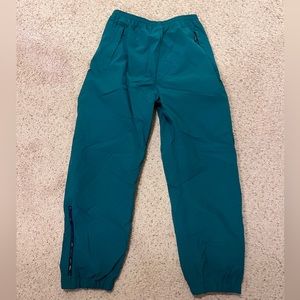 Eddie Bauer forrest green baggy rain pants w/ drawstring waist + zippers